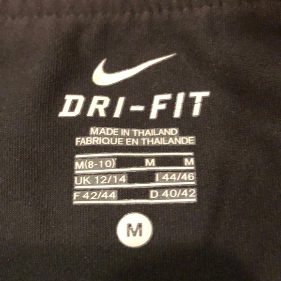 Nike Dri-Fit Capri length workout pants 👖 - Picture 3 of 4